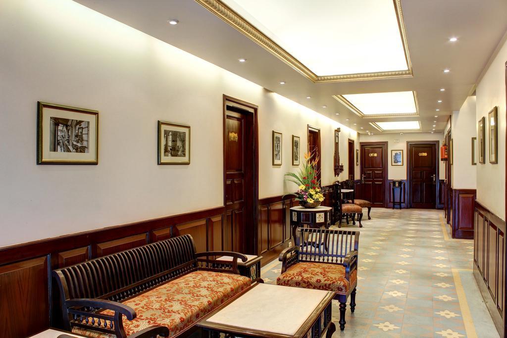 Palace On Ganges - Heritage Hotel Váránasí Exteriér fotografie